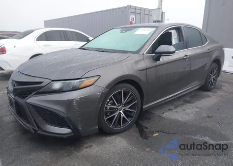 2022 Toyota Camry Se из США, поврежденный, VIN 4T1T11AK4NU701460